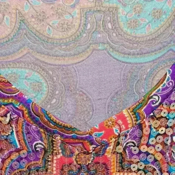 Brina & em Women's Short Sleeve Large Boho Clear Sequin Paisley Print Relaxed - Picture 9 of 9
